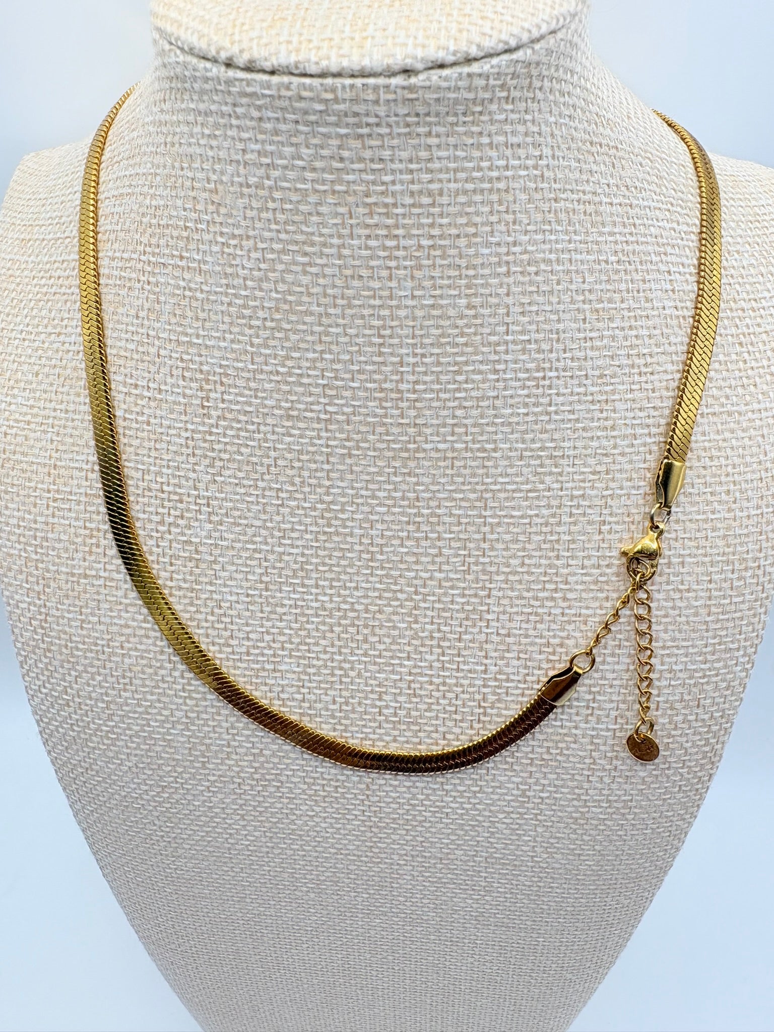 Vintage Bold Herringbone Chain 16.5 inches D
