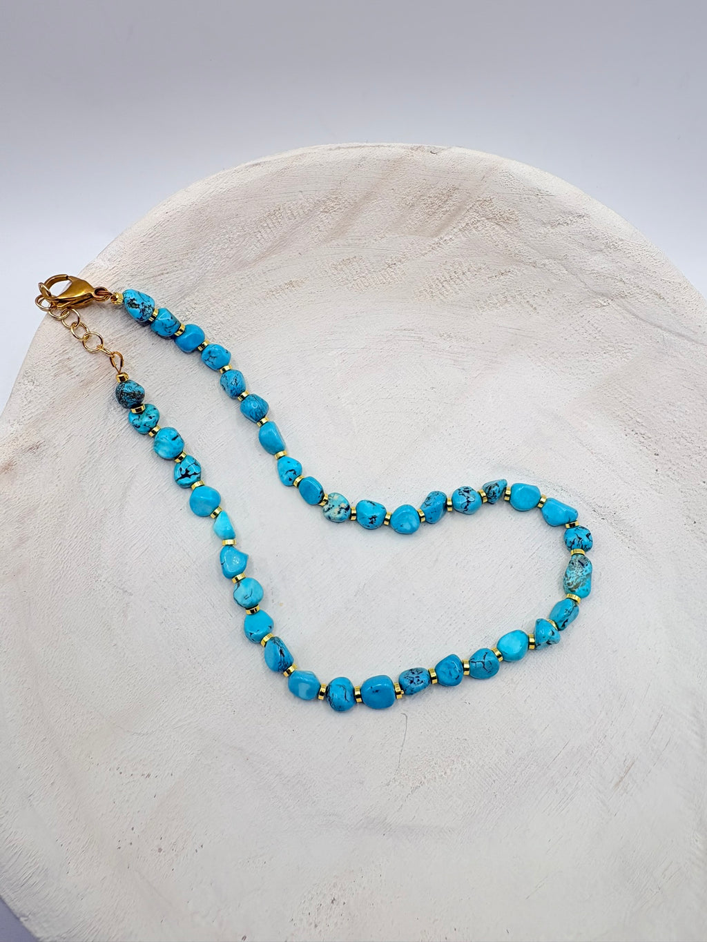 Tumble Turquoise Howlite Necklace