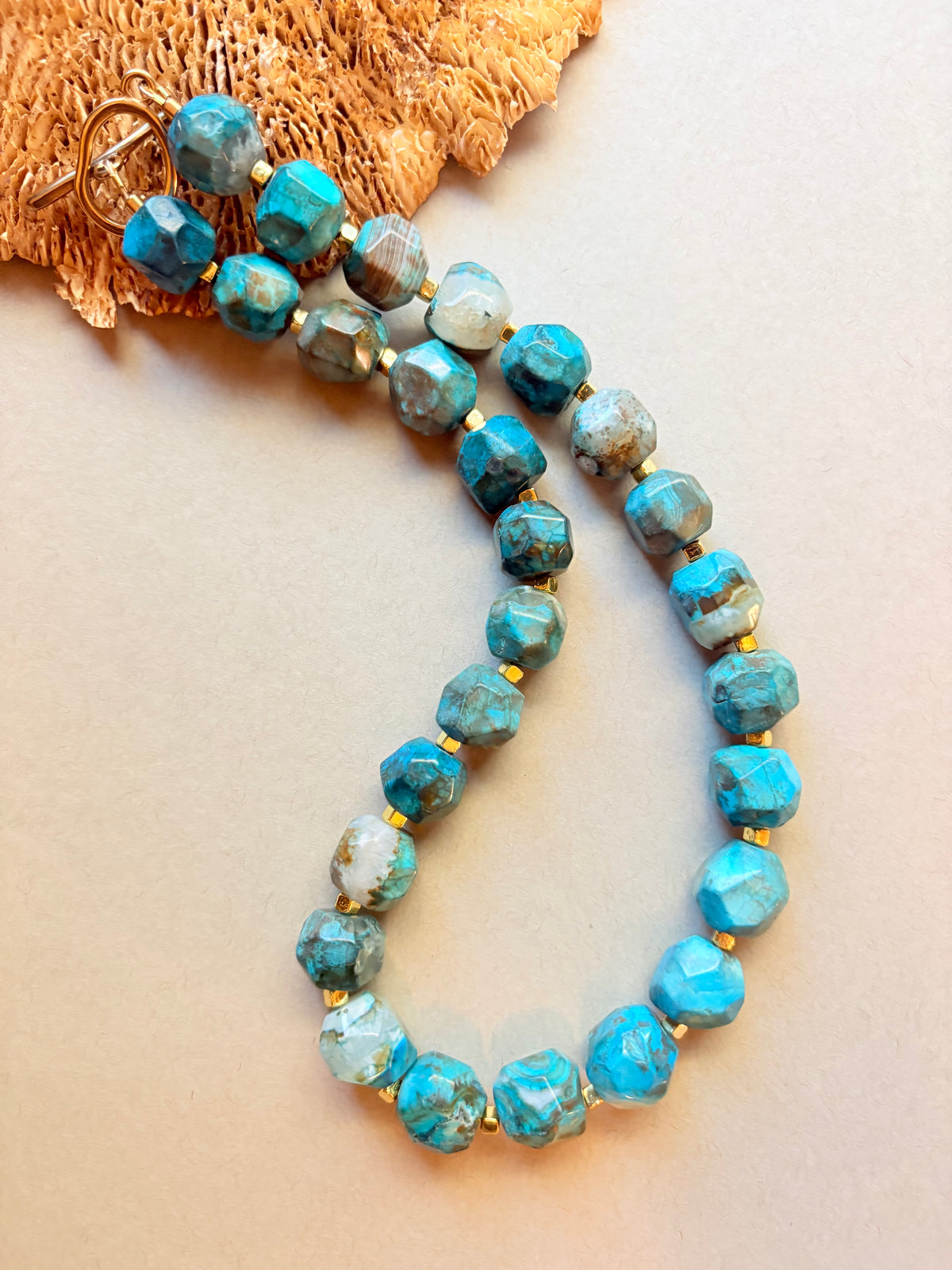 Faceted Bright Blue Agate Beaded Necklace