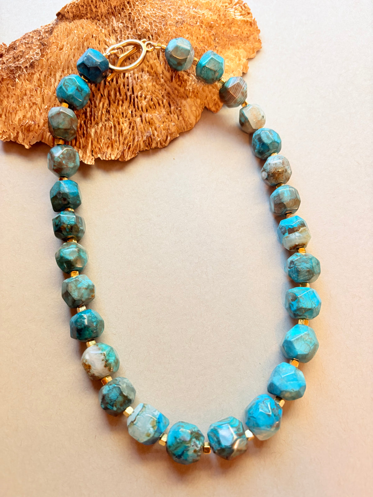 Faceted Bright Blue Agate Beaded Necklace