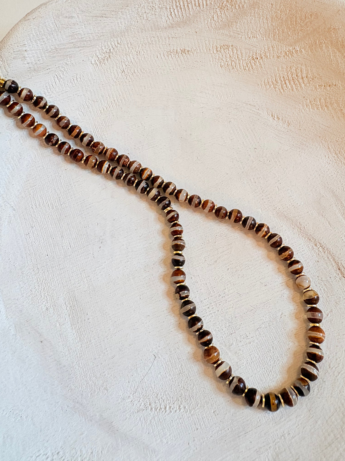 Tibetan Agate Maroon Gold-Small Necklace