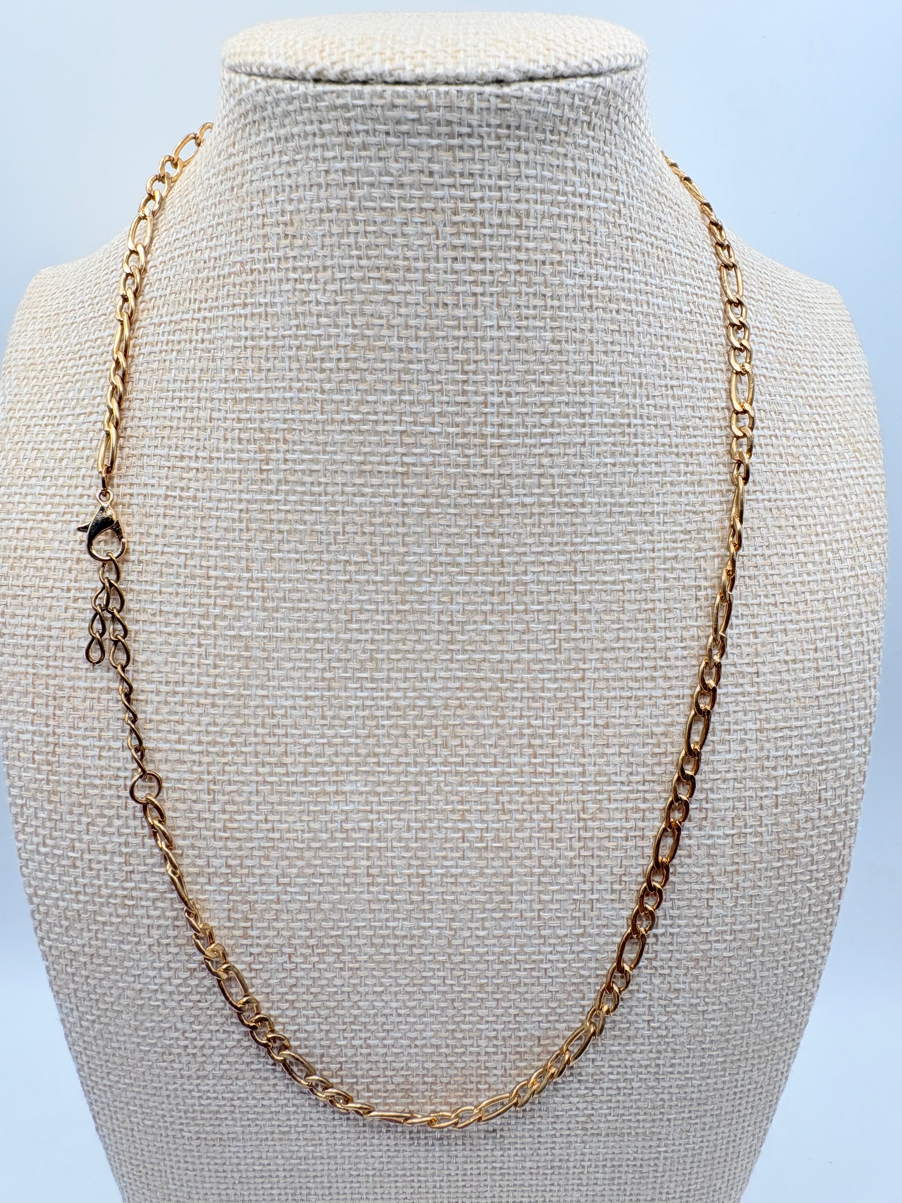 Vintage Delicate Figaro Chain 18 inches