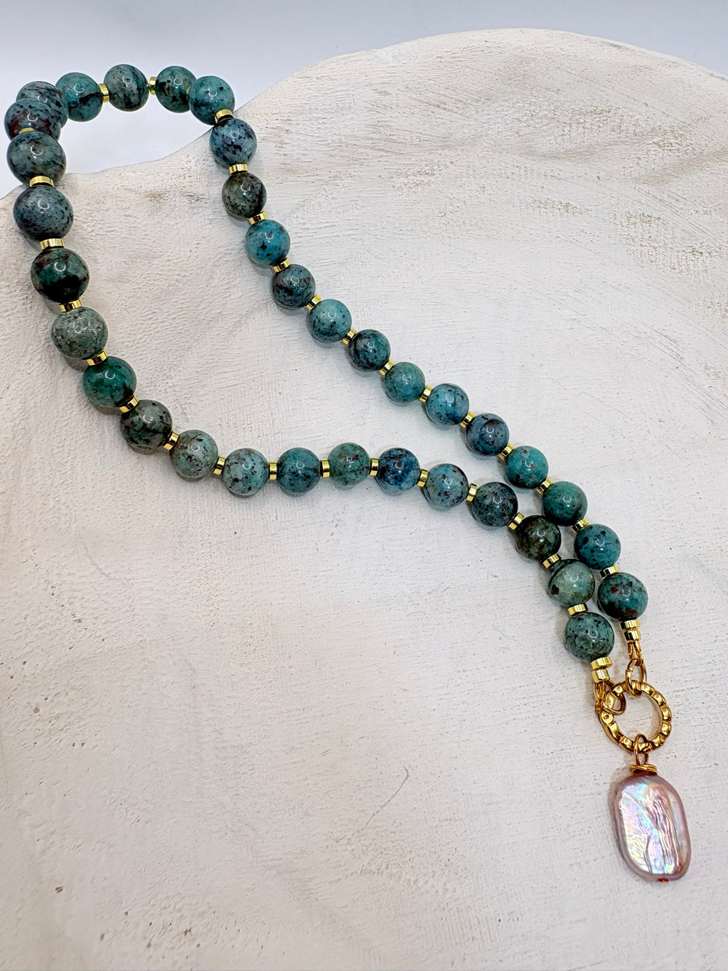 Cuprite Necklace with Purple Pearl Pendant