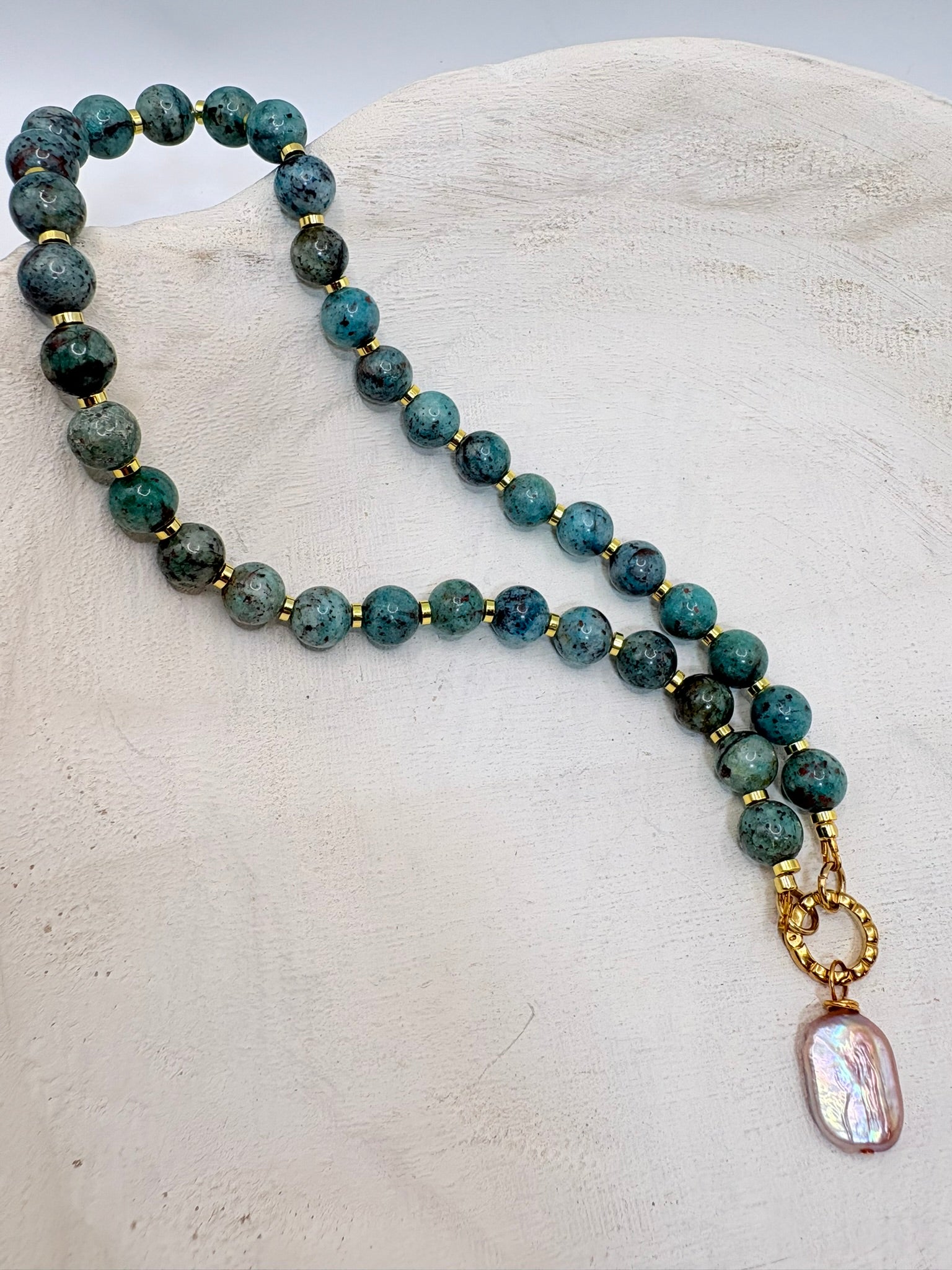 Cuprite Necklace with Purple Pearl Pendant