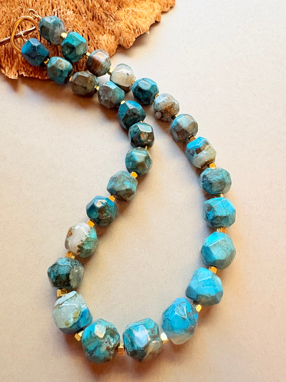 Faceted Bright Blue Agate Beaded Necklace