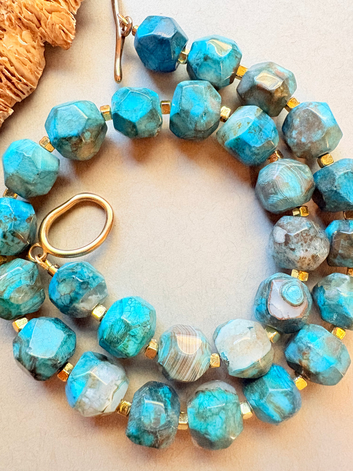 Faceted Bright Blue Agate Beaded Necklace