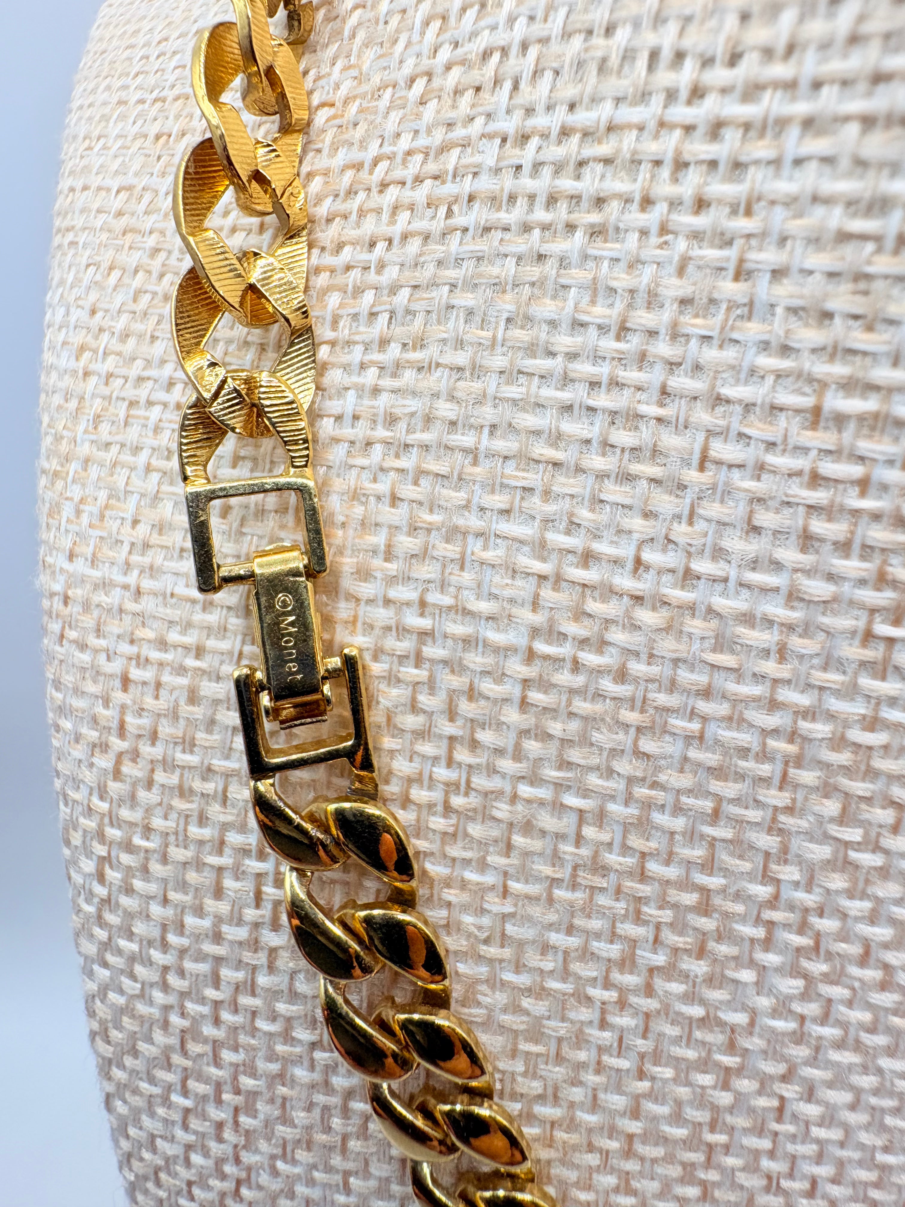 Vintage Bold Graduated Monet Curb Chain 17.5 inches