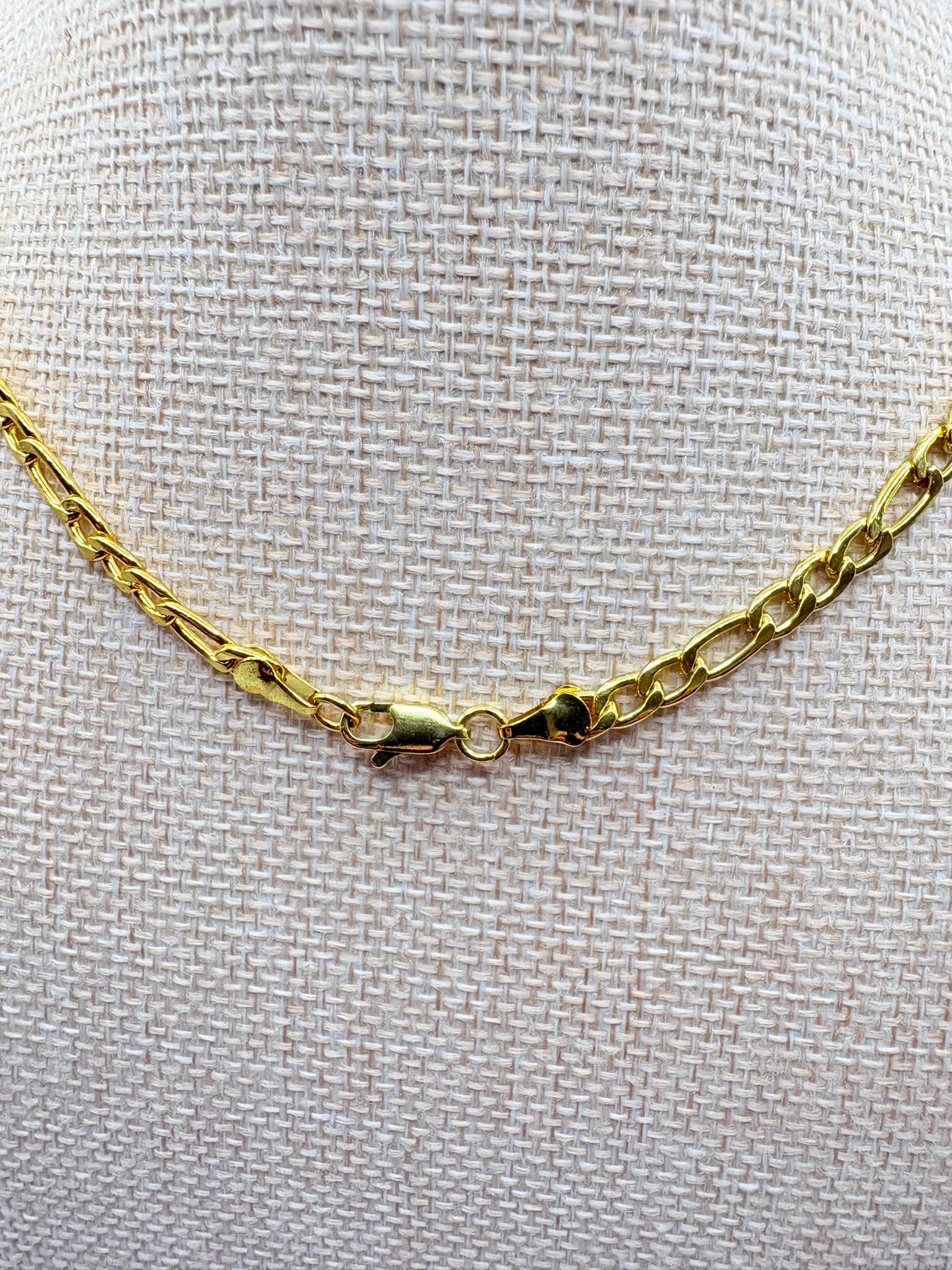 Vintage Classic Figaro Chain- B 24 inches