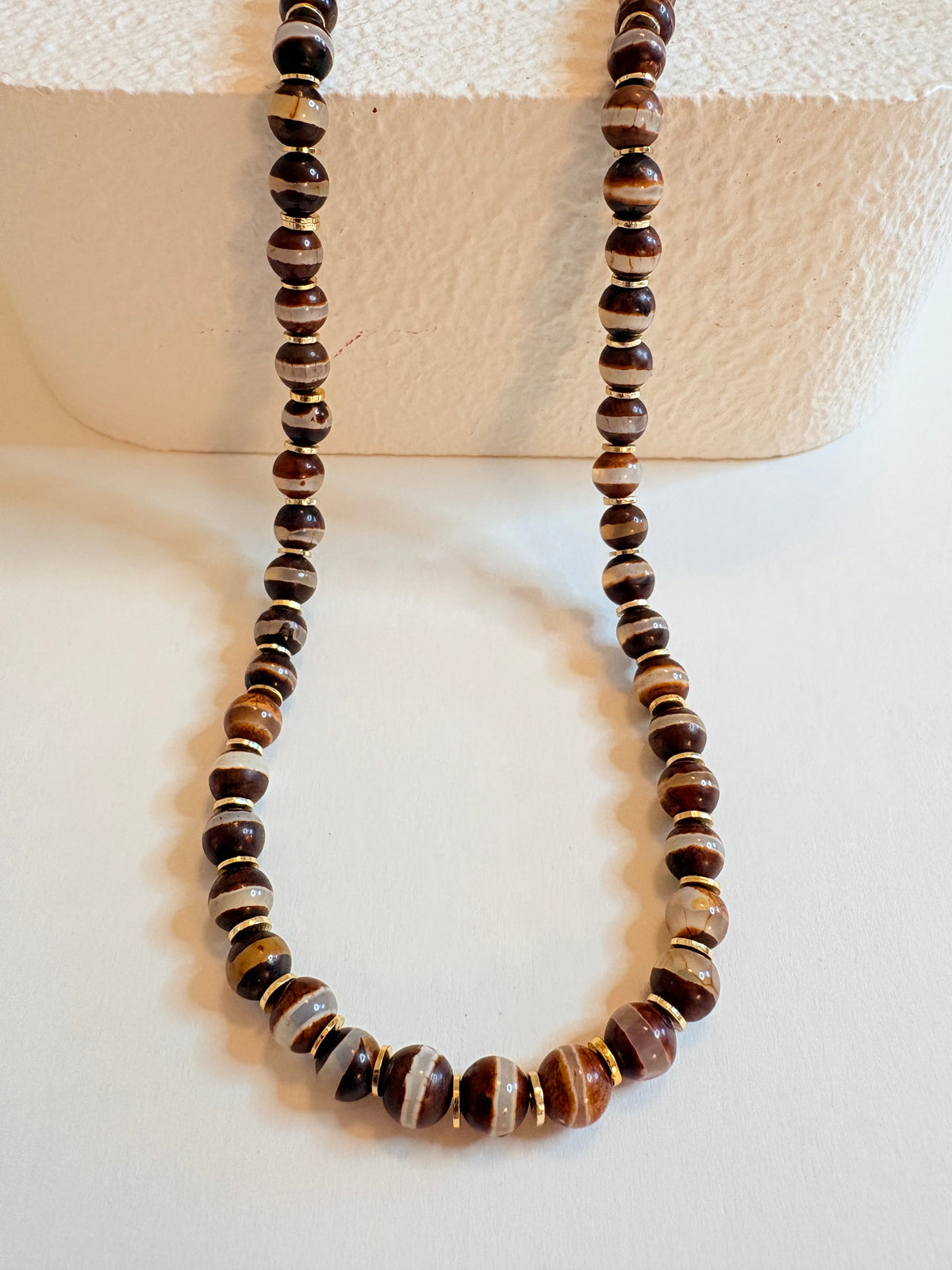 Tibetan Agate Maroon Gold-Small Necklace