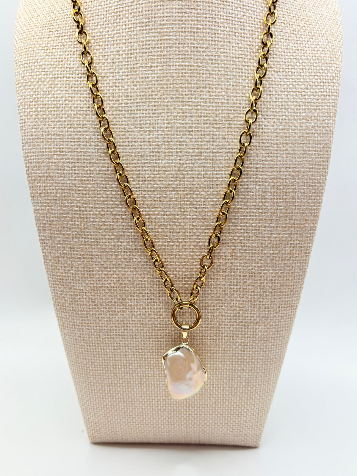Statement Fresh Water Baroque Pearl Necklace