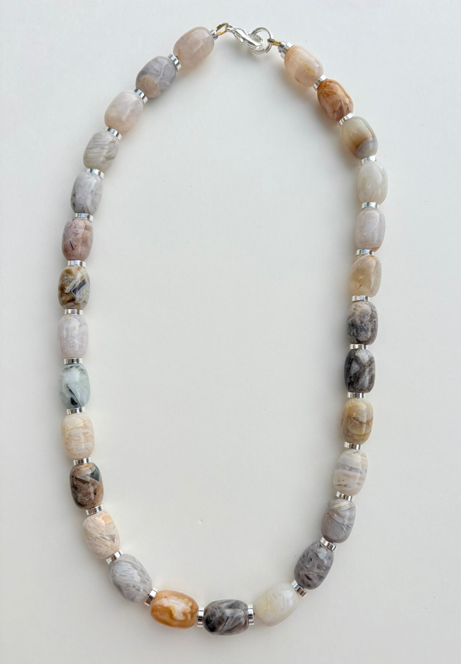 Vintage Bamboo Leaf Agate Barrel Necklace