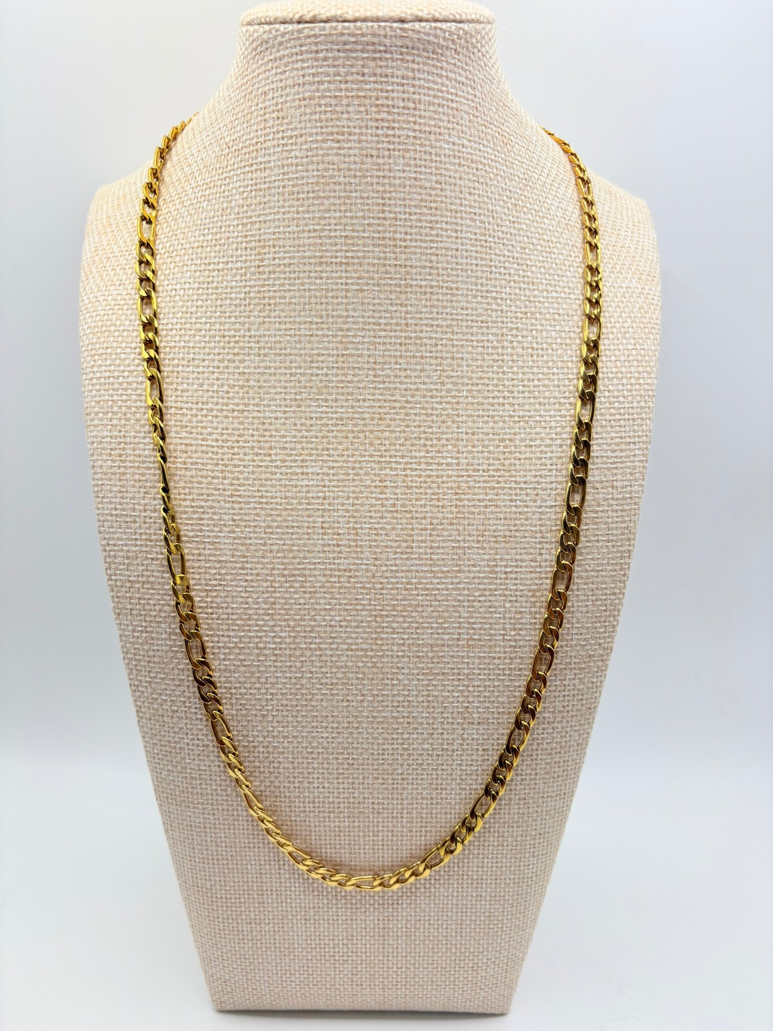 Vintage Classic Figaro Chain A 24 inches