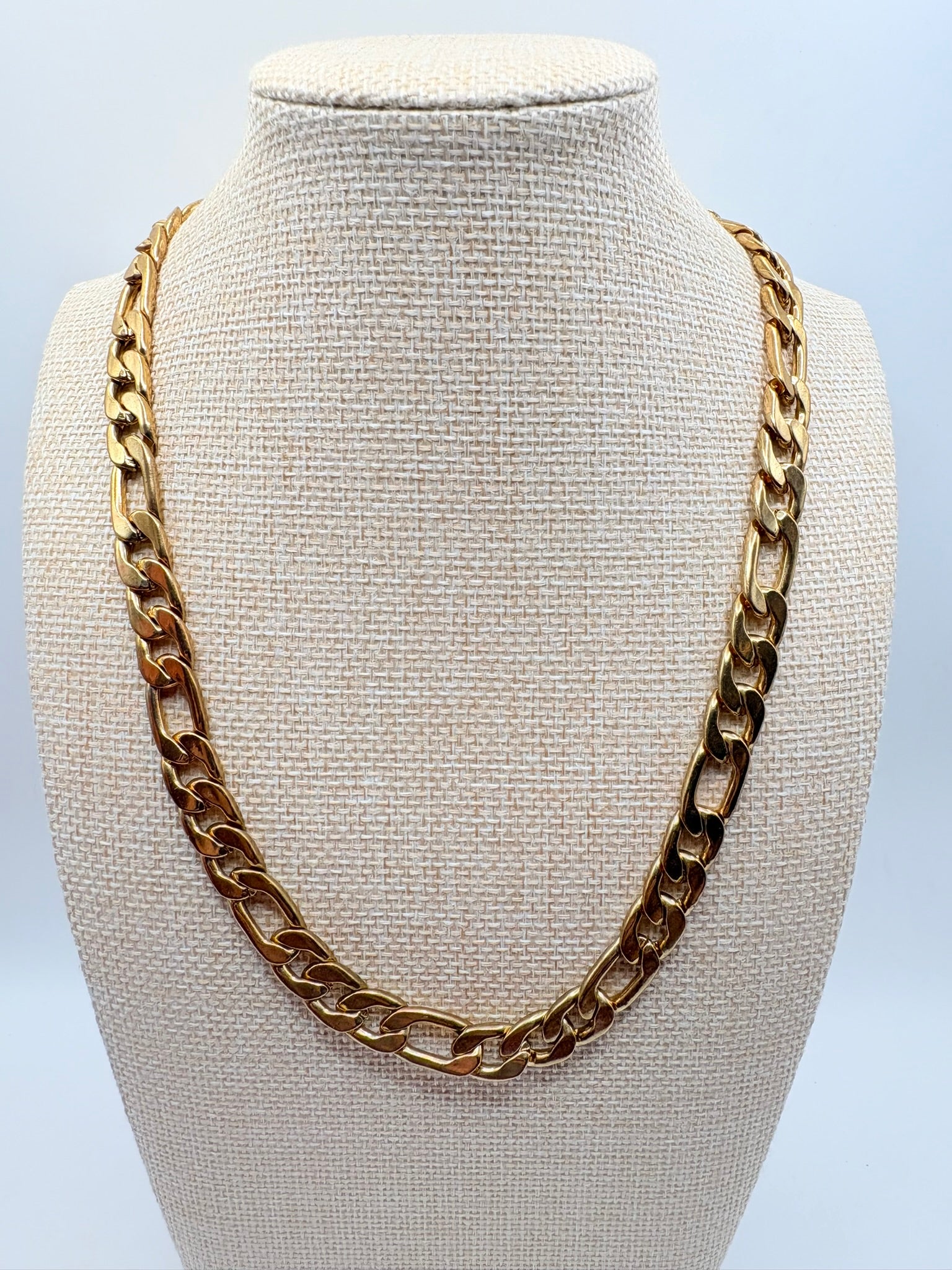 Vintage Chunky Bold Figaro Chain 19 inches